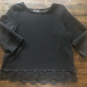 Black everly top